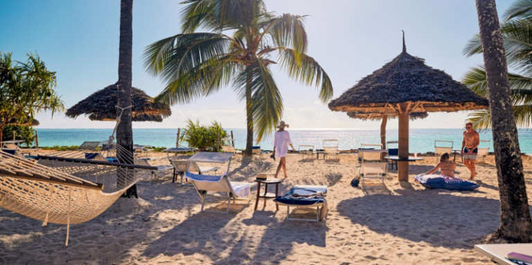 Palmenstrand TUI BLUE Bahari Zanzibar